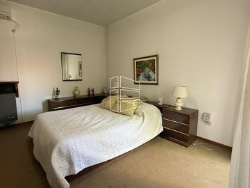 Venta - Propiedad tipo dúplex en el Centro de General Roca -  C083