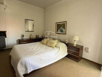 Venta - Propiedad tipo dúplex en el Centro de General Roca -  C083