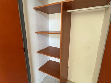 Casa sobre lote de 1000m2 con costa al rio
