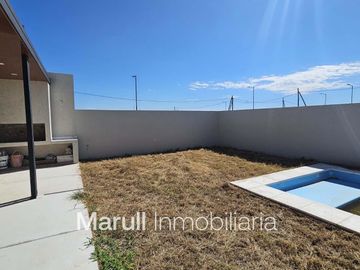 Casa en venta Brisas de Manantiales | Dos dormitorios