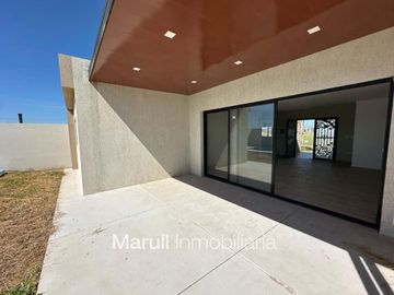 Casa en venta Brisas de Manantiales | Dos dormitorios