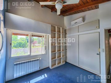 Venta casa 5 ambientes doble lote, pileta y ascensor -  Country San Miguel de Ghiso, Bella Vista