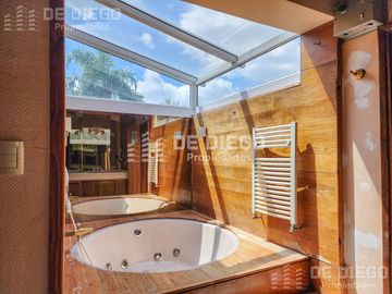 Venta casa 5 ambientes doble lote, pileta y ascensor -  Country San Miguel de Ghiso, Bella Vista