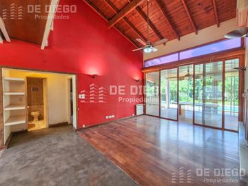 Venta casa 5 ambientes doble lote, pileta y ascensor -  Country San Miguel de Ghiso, Bella Vista