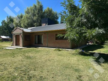 En venta, Casa de 2 Dormitorios en planta baja, B° Proyecto Joven, Plottier