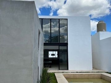 Casa venta Merida en Privada Inara Cholul