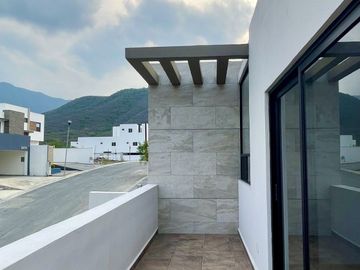 CASA EN VENTA ALAMO SUR, SANTIAGO NL