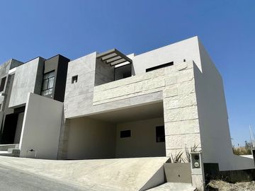 CASA EN VENTA ALAMO SUR, SANTIAGO NL