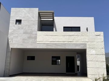 CASA EN VENTA ALAMO SUR, SANTIAGO NL
