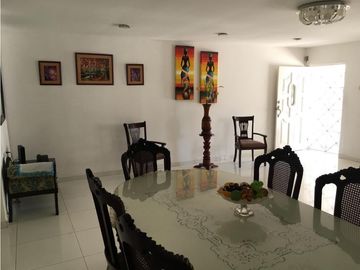 casa en venta barrio la mercedes Sur