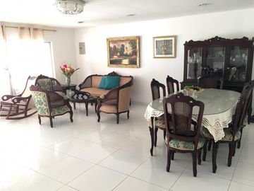 casa en venta barrio la mercedes Sur