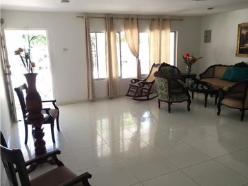 casa en venta barrio la mercedes Sur