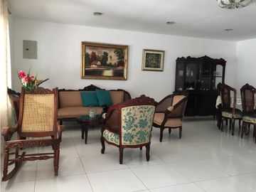 casa en venta barrio la mercedes Sur