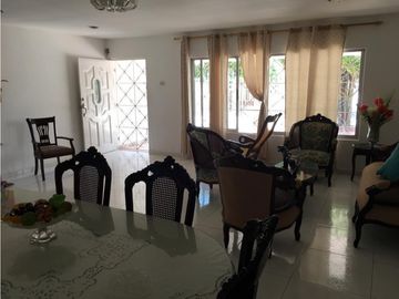 casa en venta barrio la mercedes Sur