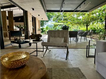 Casa campestre con diseño exclusivo en Cerritos - Pereira