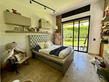 Casa campestre con diseño exclusivo en Cerritos - Pereira