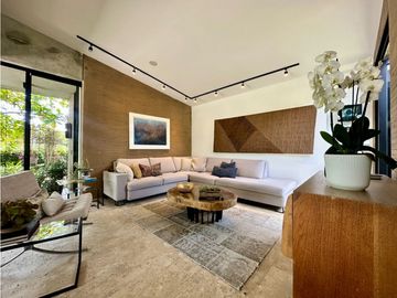 Casa campestre con diseño exclusivo en Cerritos - Pereira