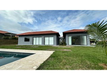 Casa campestre a la venta en Combia