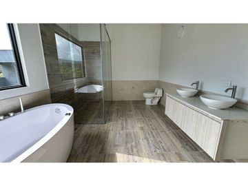 Casa campestre a la venta en Combia