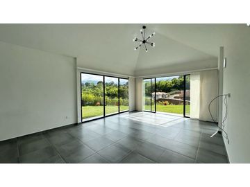 Casa campestre a la venta en Combia