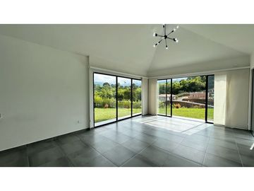 Casa campestre a la venta en Combia