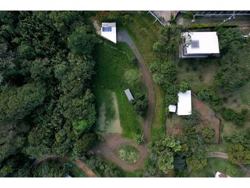CASA CAMPESTRE EN VENTA VIA CALI-YUMBO DAPA