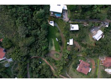 CASA CAMPESTRE EN VENTA VIA CALI-YUMBO DAPA
