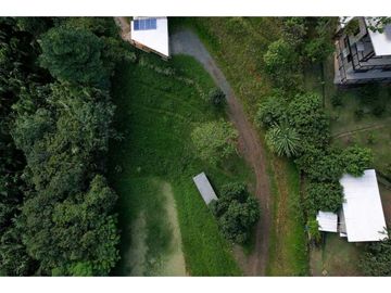 CASA CAMPESTRE EN VENTA VIA CALI-YUMBO DAPA