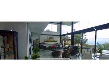 CASA CAMPESTRE EN VENTA VIA CALI-YUMBO DAPA
