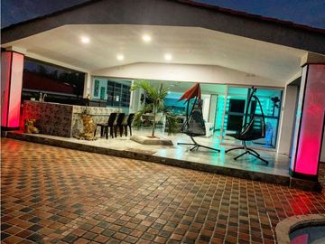 VENTA CASA CAMPESTRE CERRITOS, PEREIRA