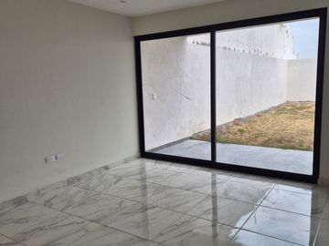VENTA CASA CUMBRES DEL LAGO RECÁMARA EN PLANTA BAJA