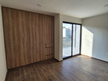 VENTA CASA CUMBRES DEL LAGO RECÁMARA EN PLANTA BAJA