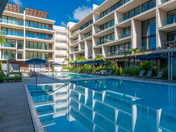 Oceana 2 Bedroom Ocean View Penthouse- Nuevo en el mercado