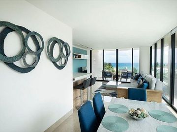 Oceana 2 Bedroom Ocean View Penthouse- Nuevo en el mercado