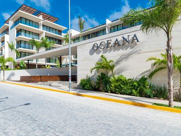 Oceana 2 Bedroom Ocean View Penthouse- Nuevo en el mercado