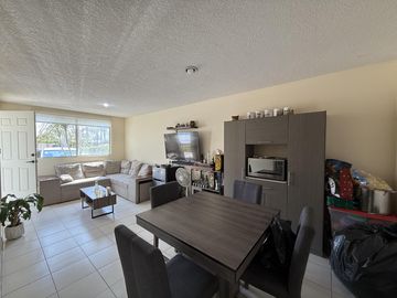 Casa en  Venta en Fraccionamiento Laureles Cuautlancingo