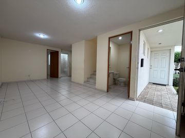 Casa en  Venta en Fraccionamiento Laureles Cuautlancingo