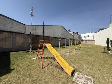Casa en  Venta en Fraccionamiento Laureles Cuautlancingo