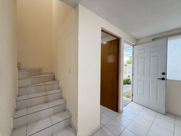 Casa en  Venta en Fraccionamiento Laureles Cuautlancingo