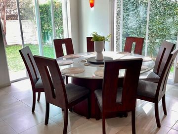 CASA EN VENTA EN CIUDAD  BUGAMBILIAS