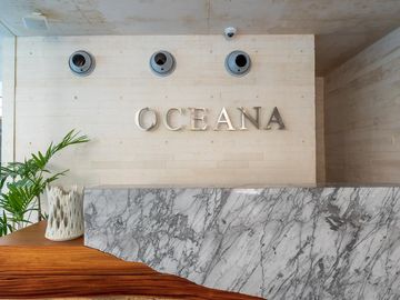 Oceana 2 Bedroom Ocean View Penthouse- Nuevo en el mercado