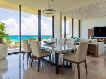 Oceana 2 Bedroom Ocean View Penthouse- Nuevo en el mercado