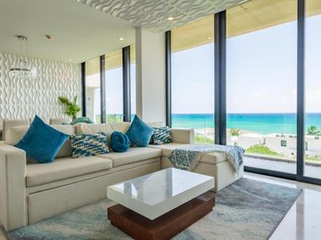Oceana 2 Bedroom Ocean View Penthouse- Nuevo en el mercado