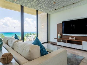 Oceana 2 Bedroom Ocean View Penthouse- Nuevo en el mercado