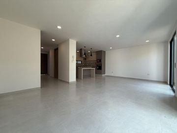 Casa Moderna Nueva en Venta en Fraccionamiento Zona Forjadores