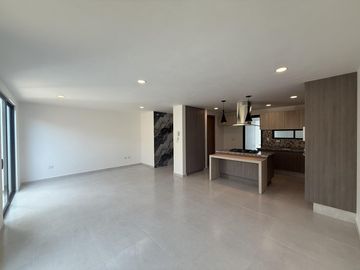 Casa Moderna Nueva en Venta en Fraccionamiento Zona Forjadores