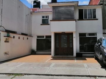 Casa en Venta Valle Dorado, Tlalnepantla Edo de México