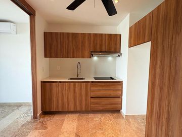 Penthouse duplex Lock-Off de 69 m2, 2 baños, en Aldea Zama