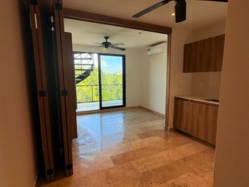 Penthouse duplex Lock-Off de 69 m2, 2 baños, en Aldea Zama