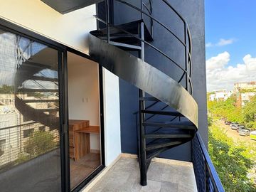 Penthouse duplex Lock-Off de 69 m2, 2 baños, en Aldea Zama
